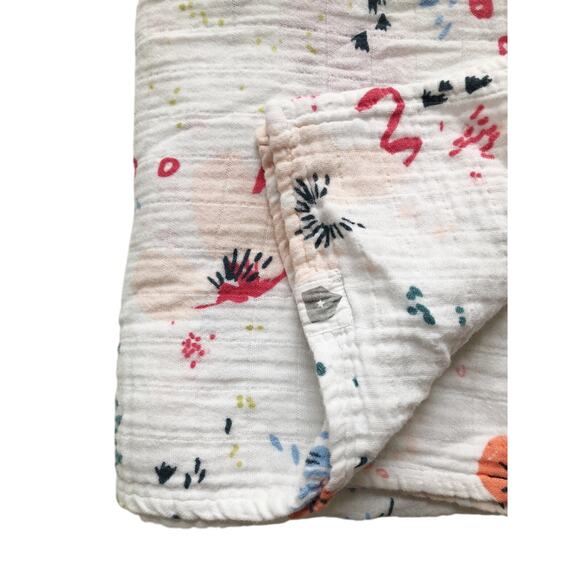 Petite Haven Floral Muslin Swaddle Blanket - Picture 3 of 4